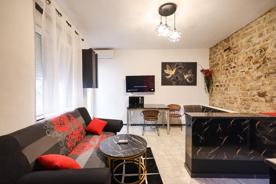 TV and multimedia, Living room, Seating area