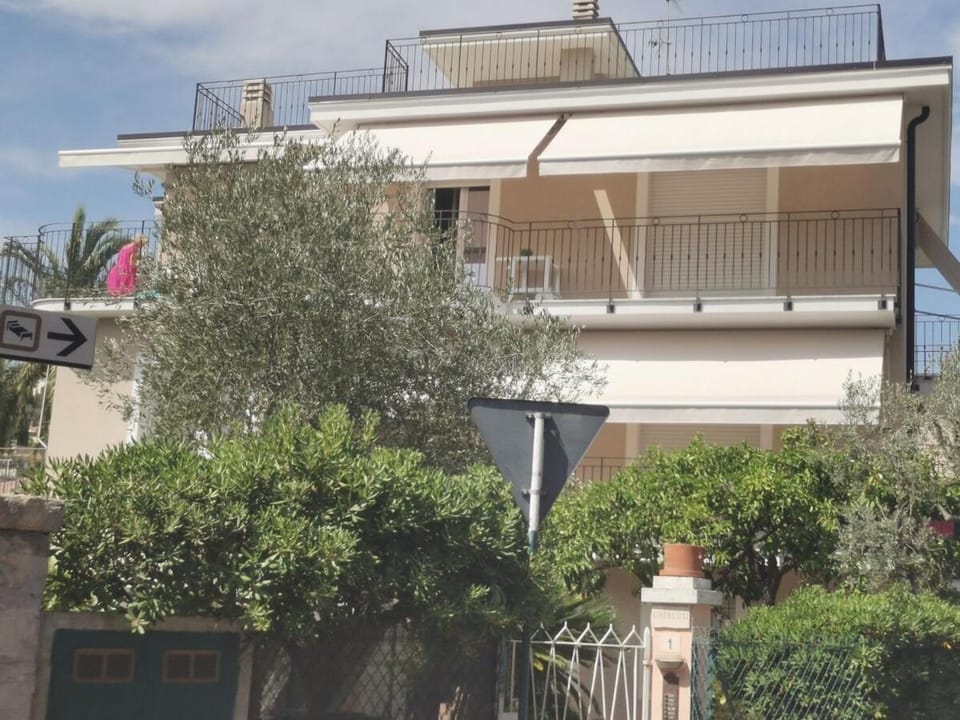 Casa Camilla Apartment in Bordighera