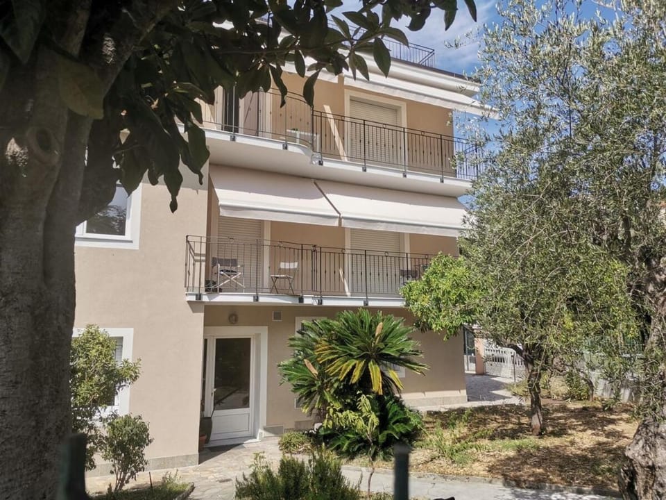 Casa Camilla Apartment in Bordighera