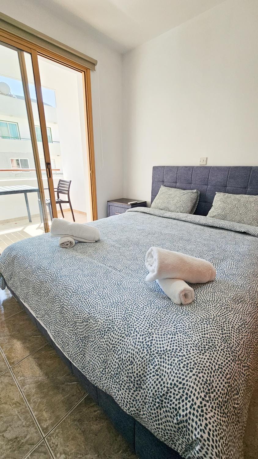 Bed, Balcony/Terrace, Bedroom, towels