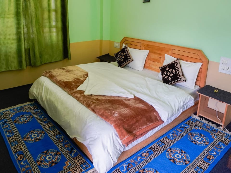 Appel Home Stay Bed and Breakfast in Himachal Pradesh