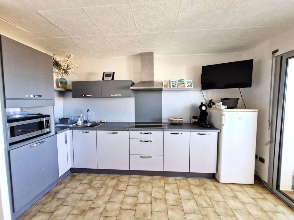 Résidence L'escale - STUDIO 4 PERSONNES LE BARCARES. Réf: 8ESC_207 MAE-9473 Apartment in Le Barcarès