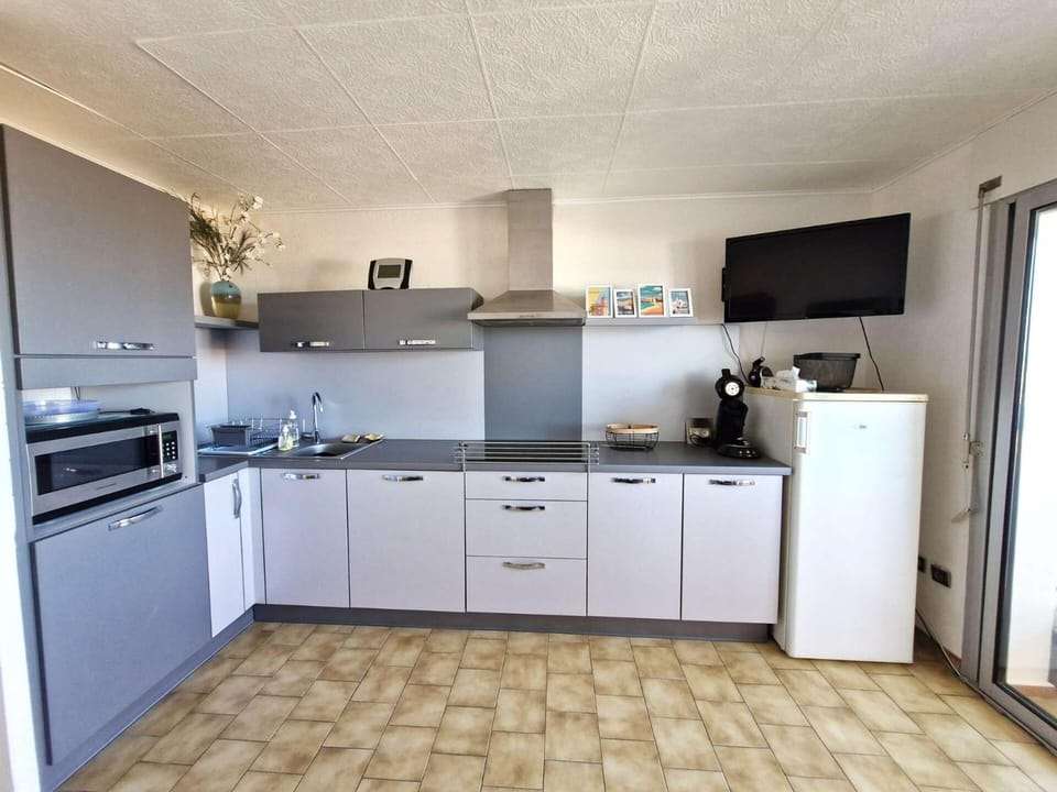 Résidence L'escale - STUDIO 4 PERSONNES LE BARCARES. Réf: 8ESC_207 MAE-9473 Apartment in Le Barcarès