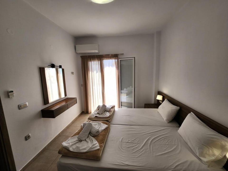 Tarra Rooms and Apartments Hotel in Crete