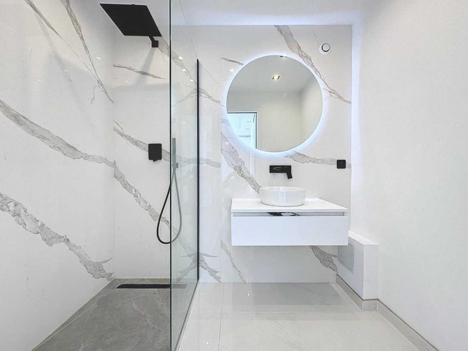 Shower, Bathroom