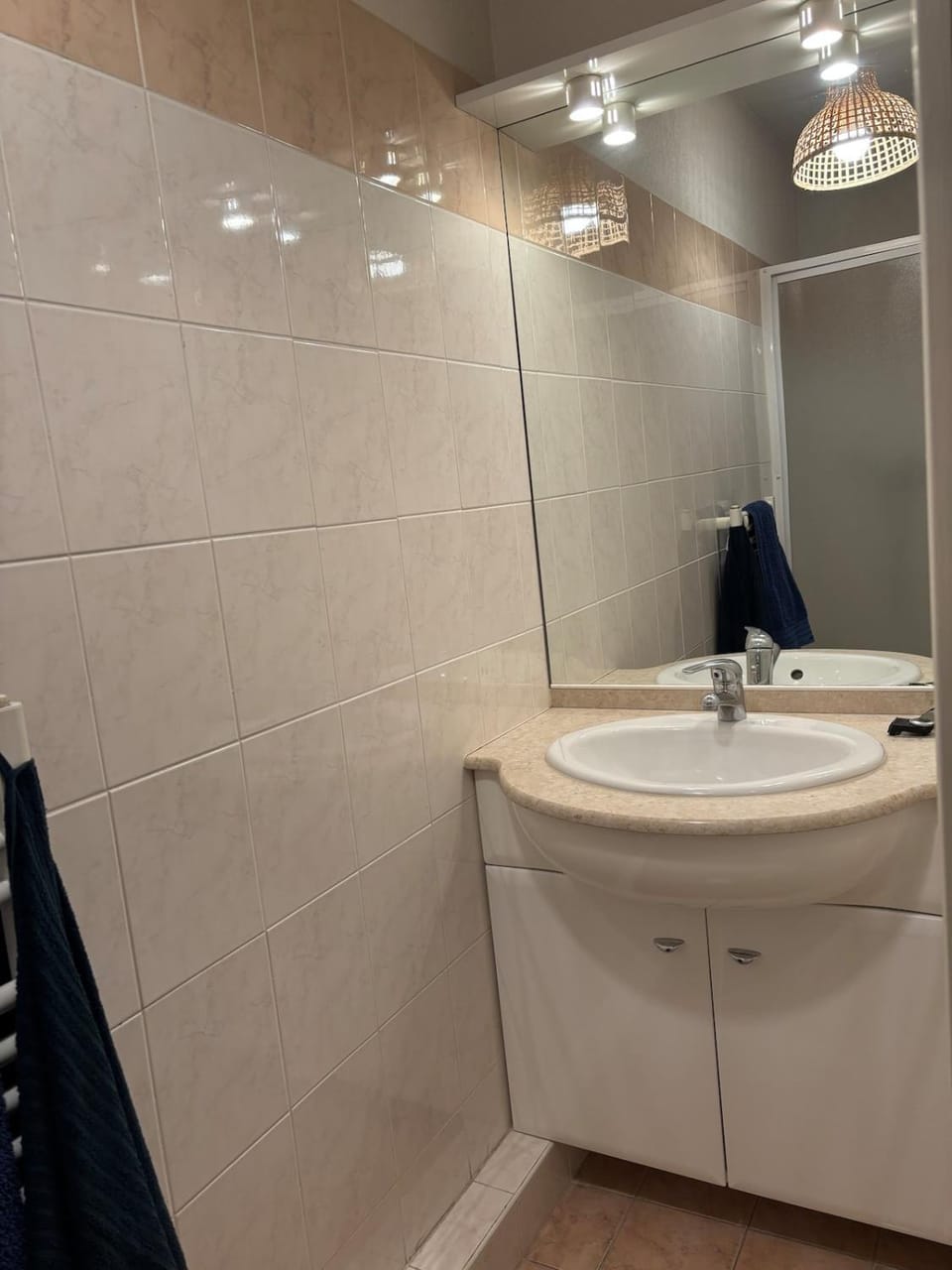 Shower, Bathroom