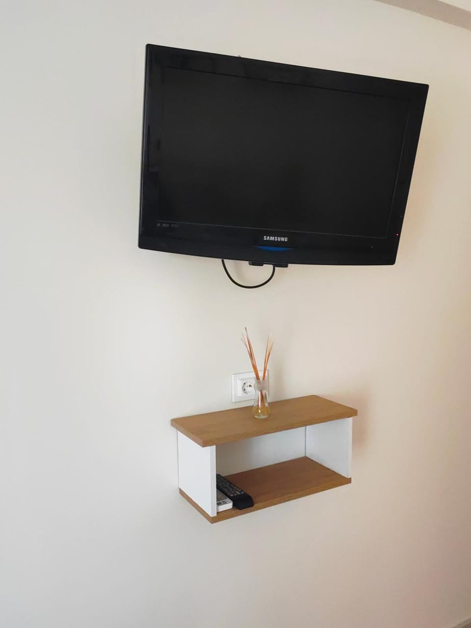 HALARA by the Beach Apartment in Nea Peramos
