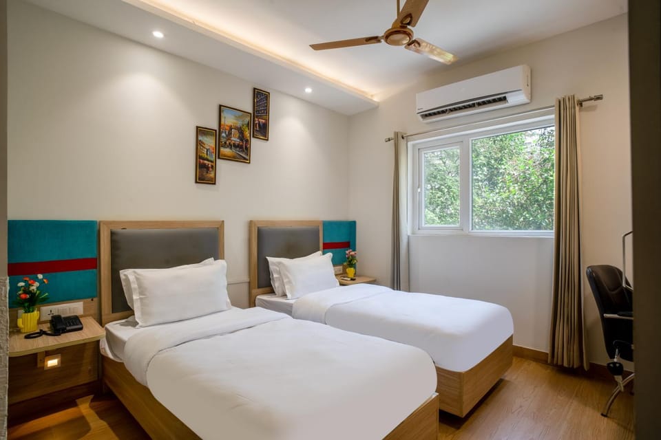 Bed, Bedroom, air conditioner