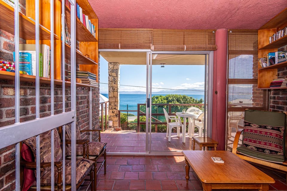 Day, View (from property/room), Seating area, Sea view