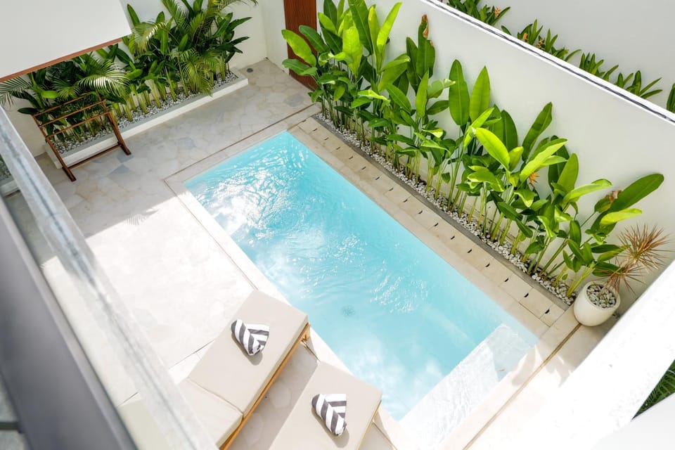 Garden, Pool view
