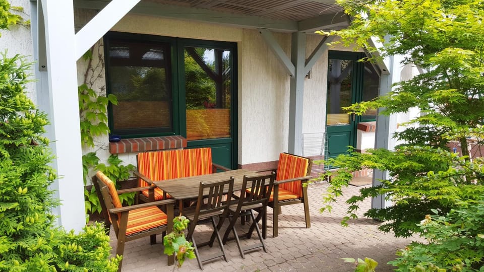 Garden, Balcony/Terrace