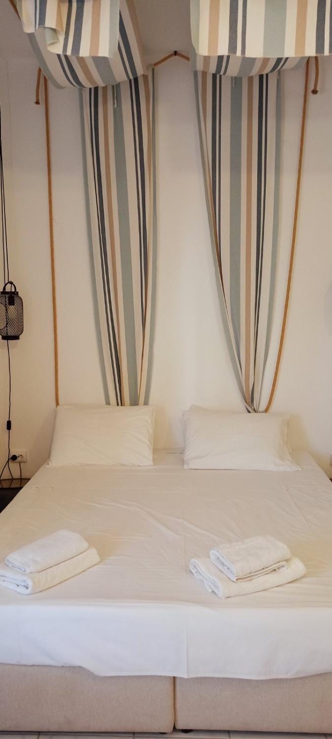 Nikiti seafront blue Apartment in Nikiti