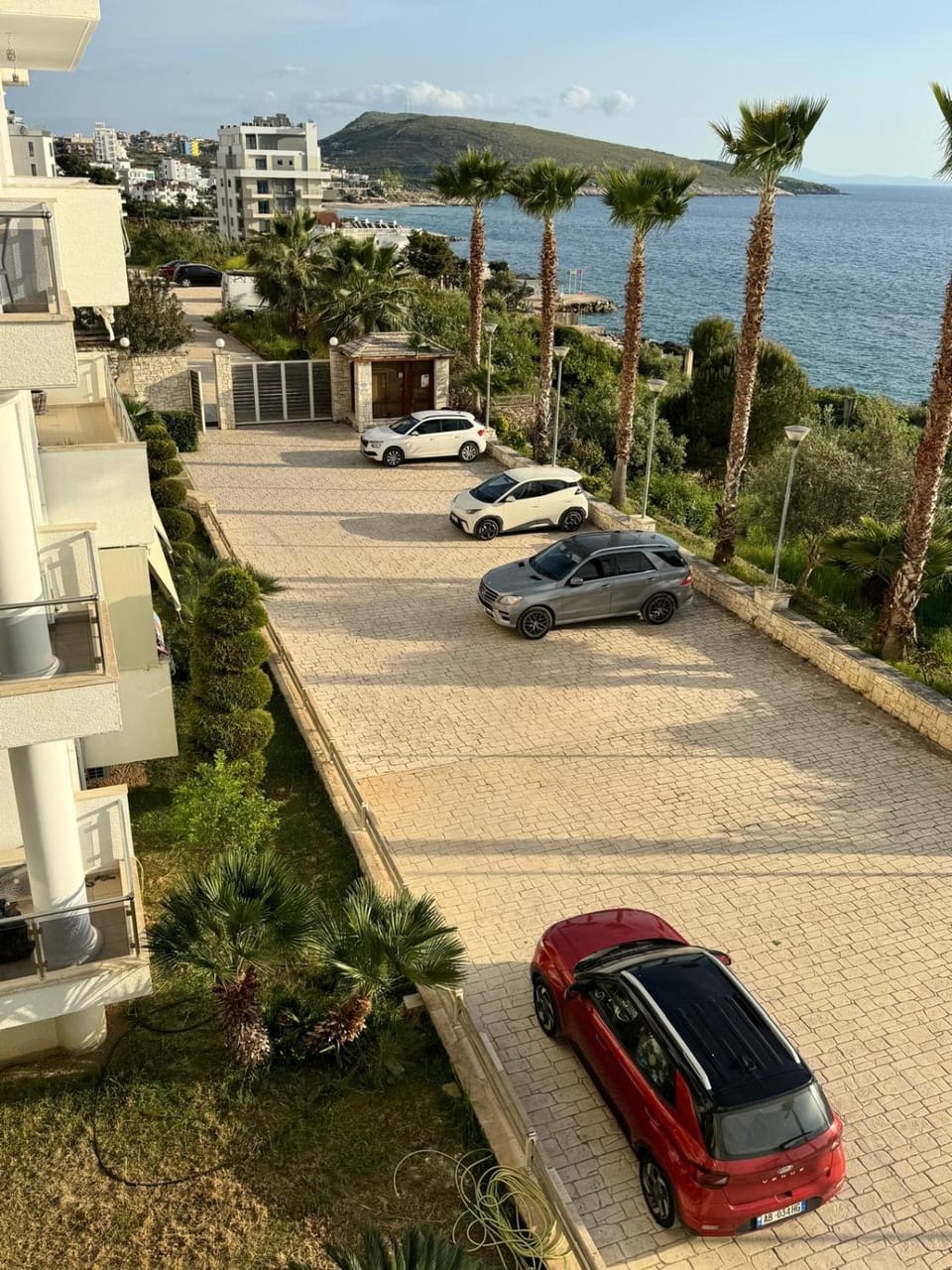 Jonian Waves Apartment in Sarandë