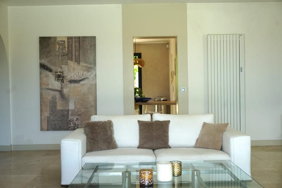 Villa for 8 people with private pool & panoramic view Villa in French Riviera
