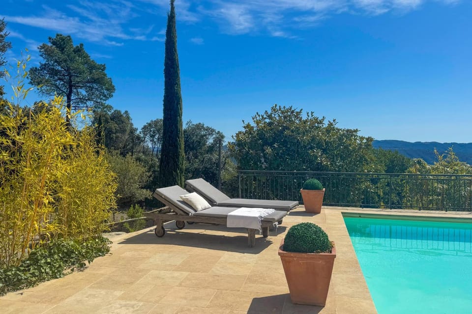 Villa for 8 people with private pool & panoramic view Villa in French Riviera