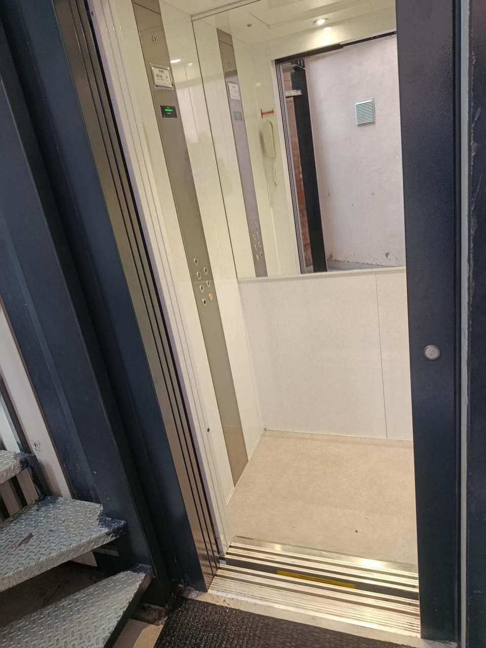 elevator
