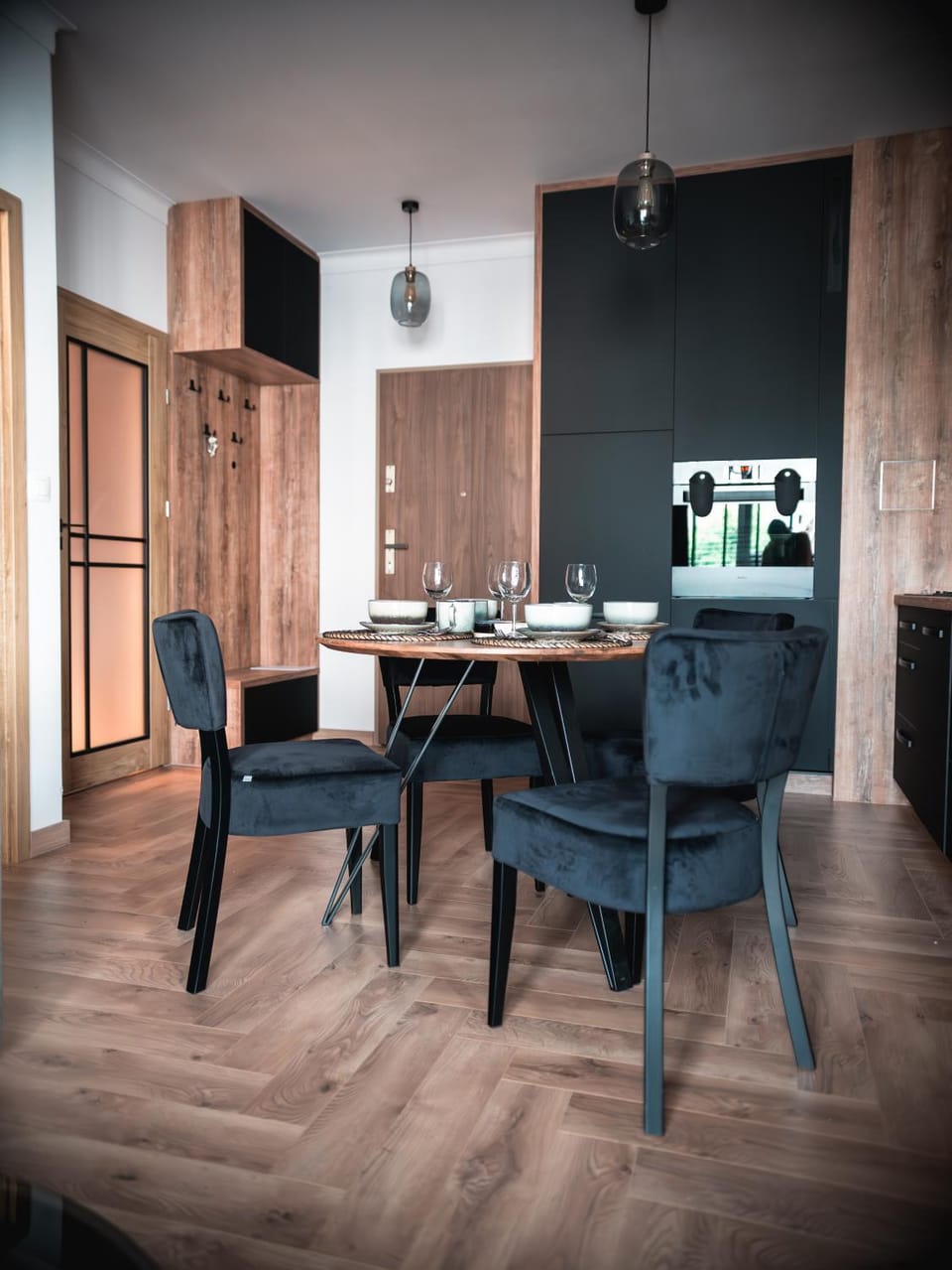 Facade/entrance, Coffee/tea facilities, Kitchen or kitchenette, Living room, Seating area, Dining area