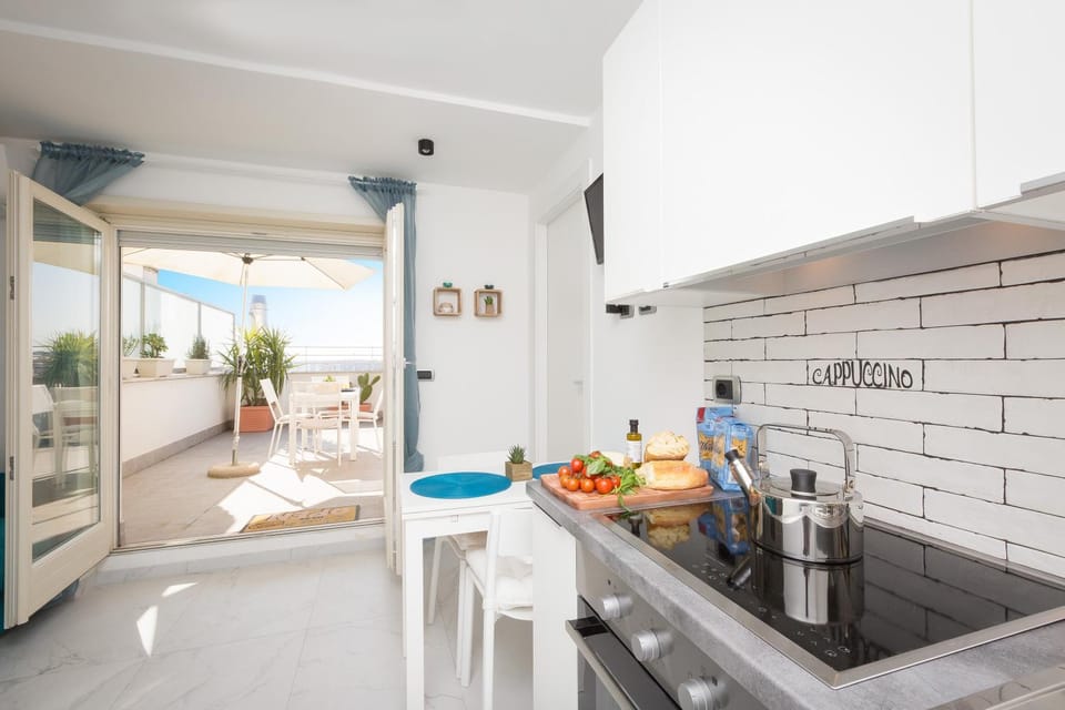 Boutique Domus Trastevere Penthouse Apartment in Rome