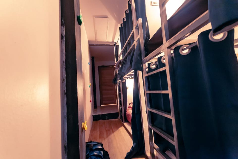 bunk bed