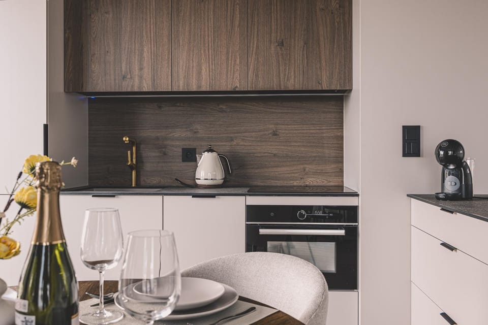 Coffee/tea facilities, Kitchen or kitchenette, minibar, pet friendly, stove