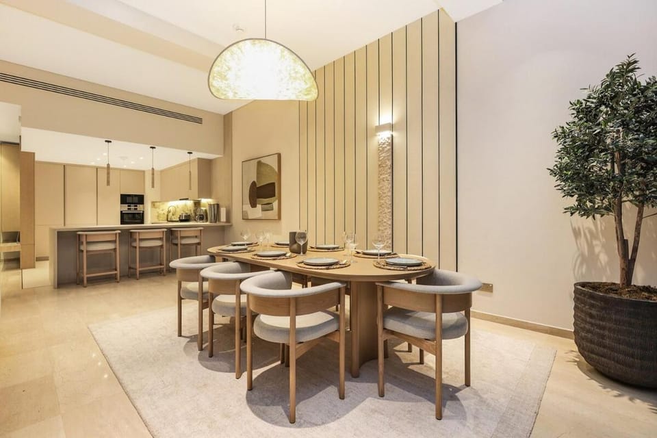 Family Beach Home 3BR on Palm Jumeirah with Pool Apartment in Dubai