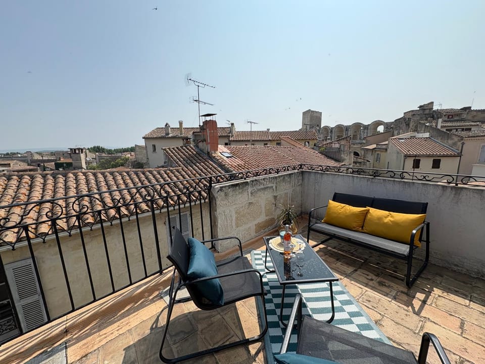 View (from property/room), Balcony/Terrace