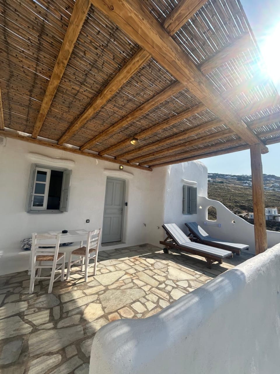 Blue and White Mykonos ap2 Apartment in Mykonos, Mikonos 846 00, Greece