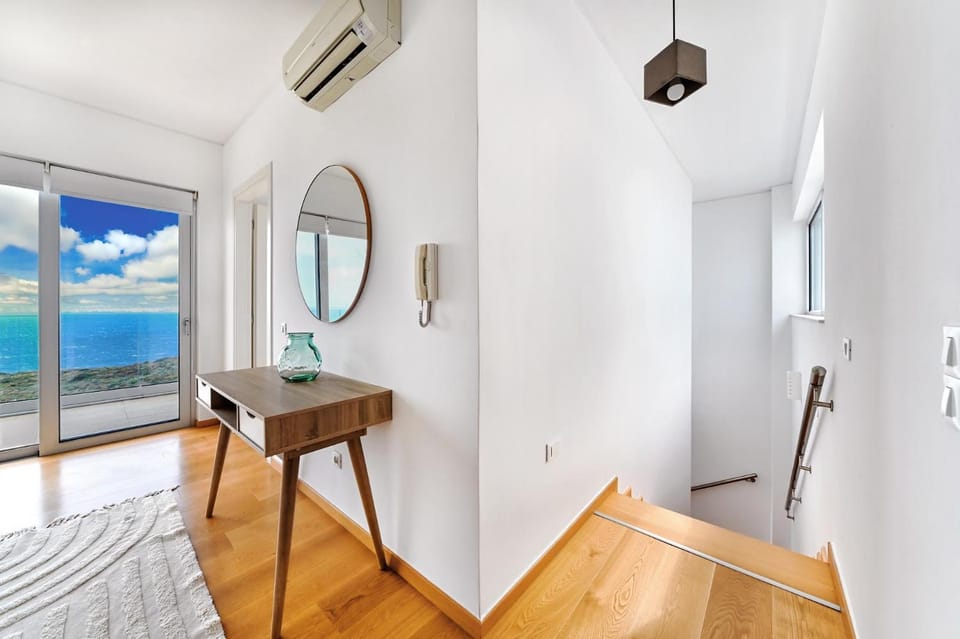 Sea view, air conditioner