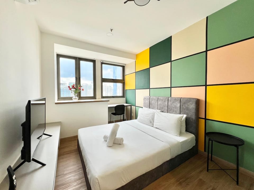 TV and multimedia, Photo of the whole room, Bedroom
