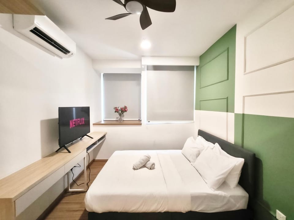 TV and multimedia, Photo of the whole room