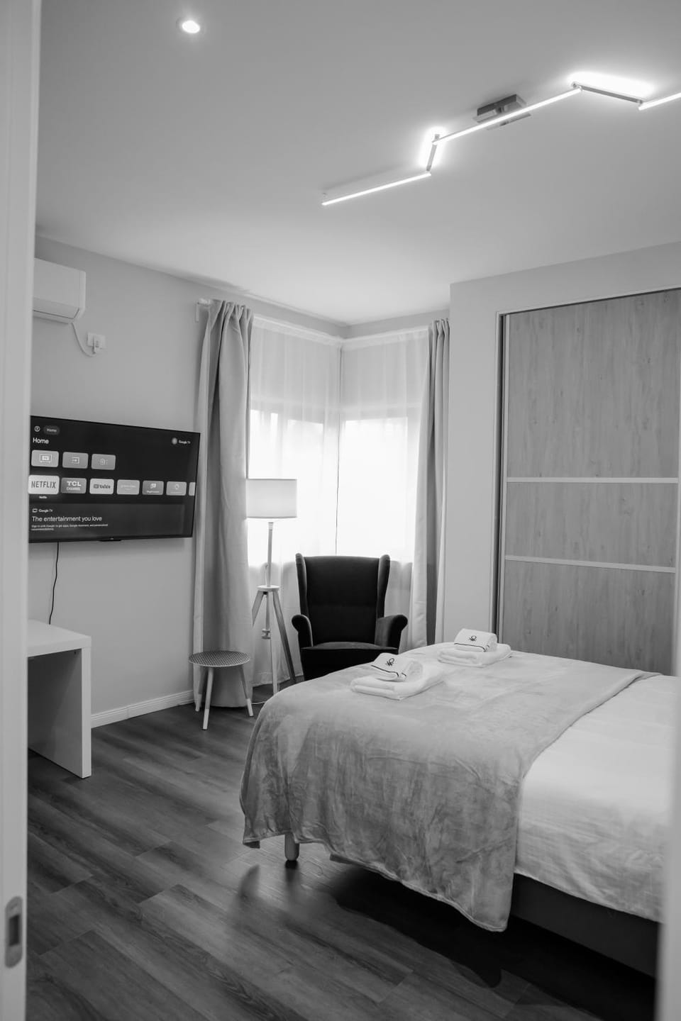 Beautiful new studios&apartments super central location Apartment in Bucharest