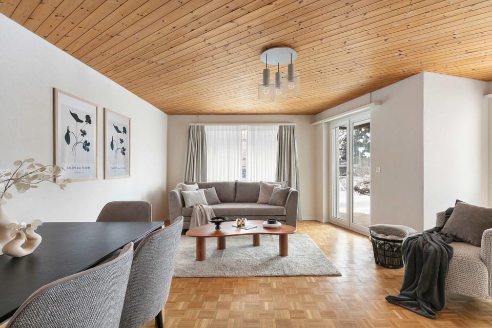 Modern Alpine Stay Terrace Central Davos Apartment in Davos