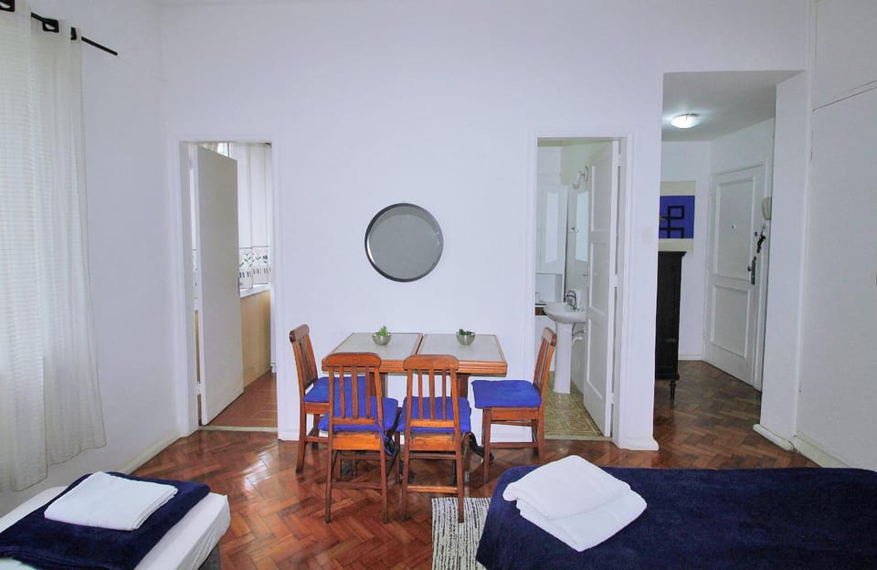 Bed, Living room, Photo of the whole room, Seating area, Dining area, Bedroom, towels, air conditioner