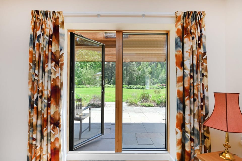 Eco 2-Bed Bungalow with Biodiverse Garden & Solar House in Newark and Sherwood District
