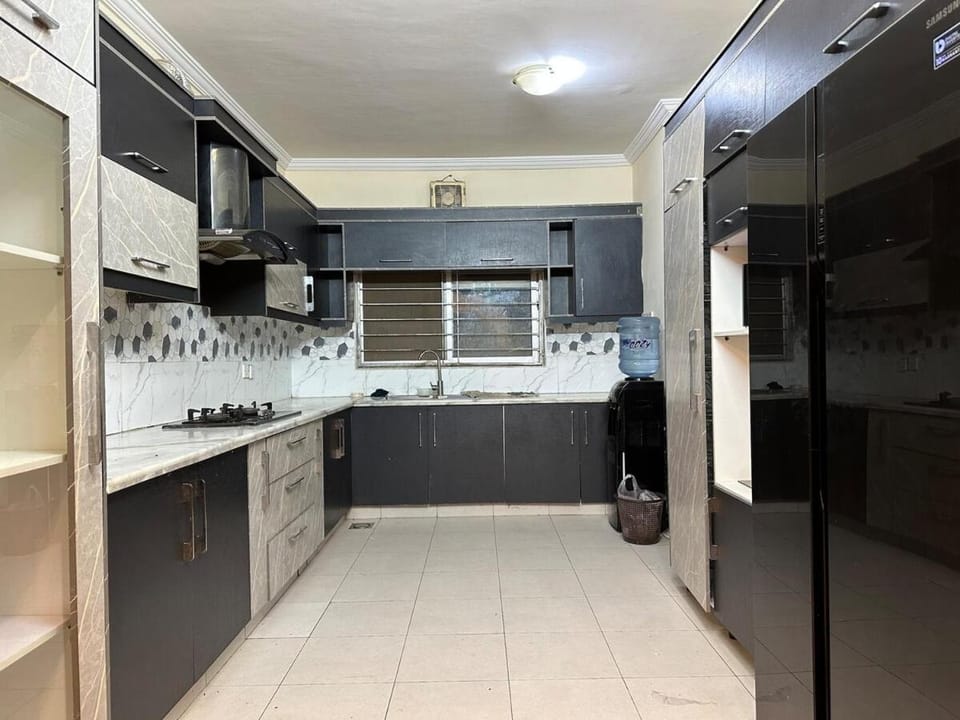 Premium, Cozy And Budget friendly Villa in Karachi