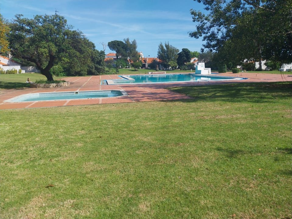 Garden, Swimming pool