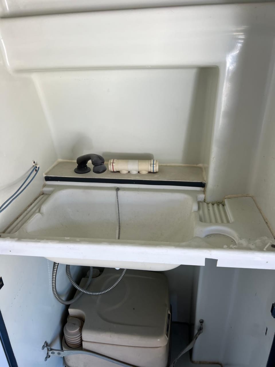 rent a Campervan Blue Classics's VW LT31 Westfalia in Algarve Luxury tent in Portimao
