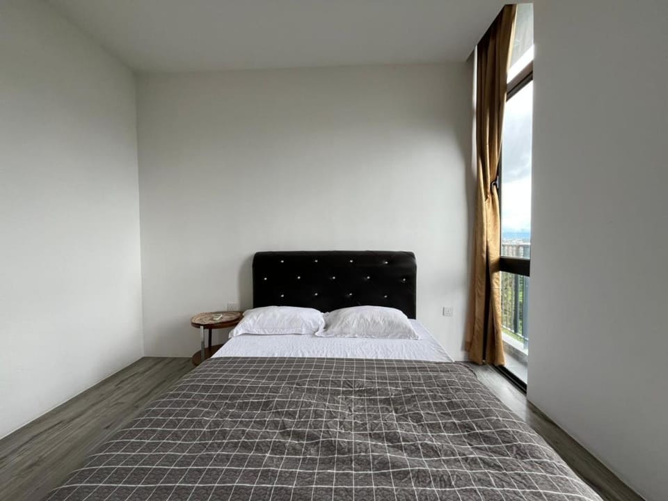 Home2Home Stay Kuching A - The Podium Apartment in Kuching