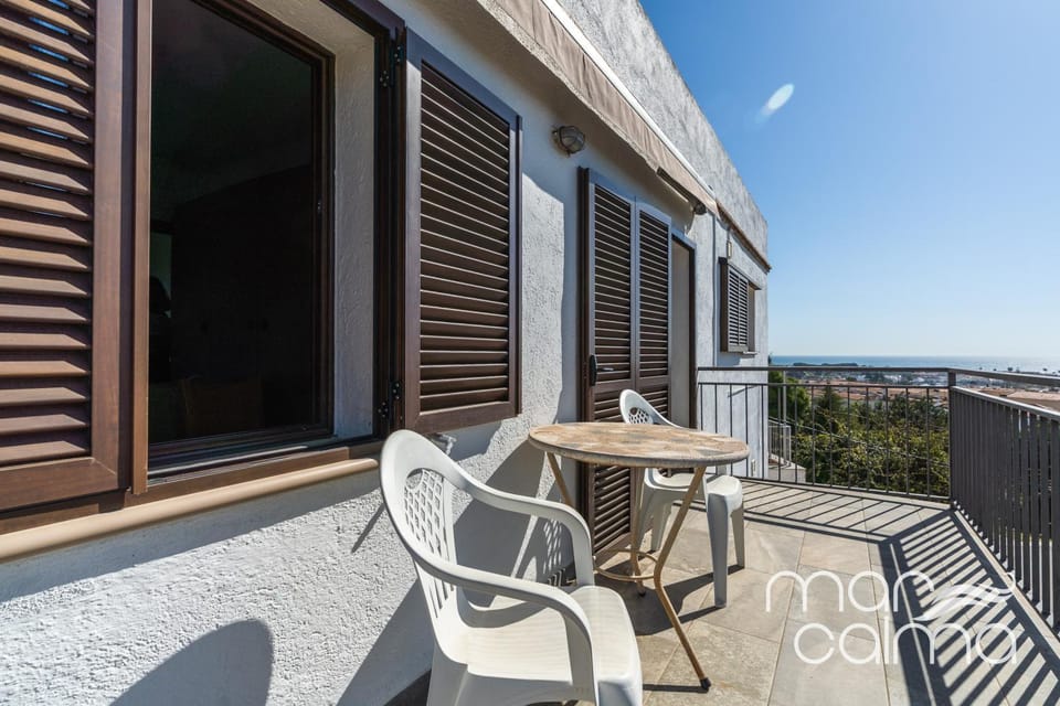Apartment Mirador Creixell by MarCalma Apartment in Creixell