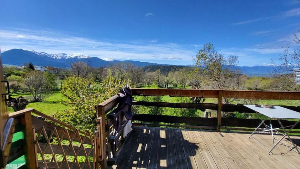 View (from property/room), Balcony/Terrace, Mountain view