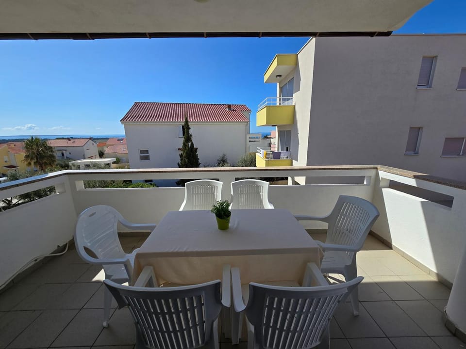 View (from property/room), Balcony/Terrace