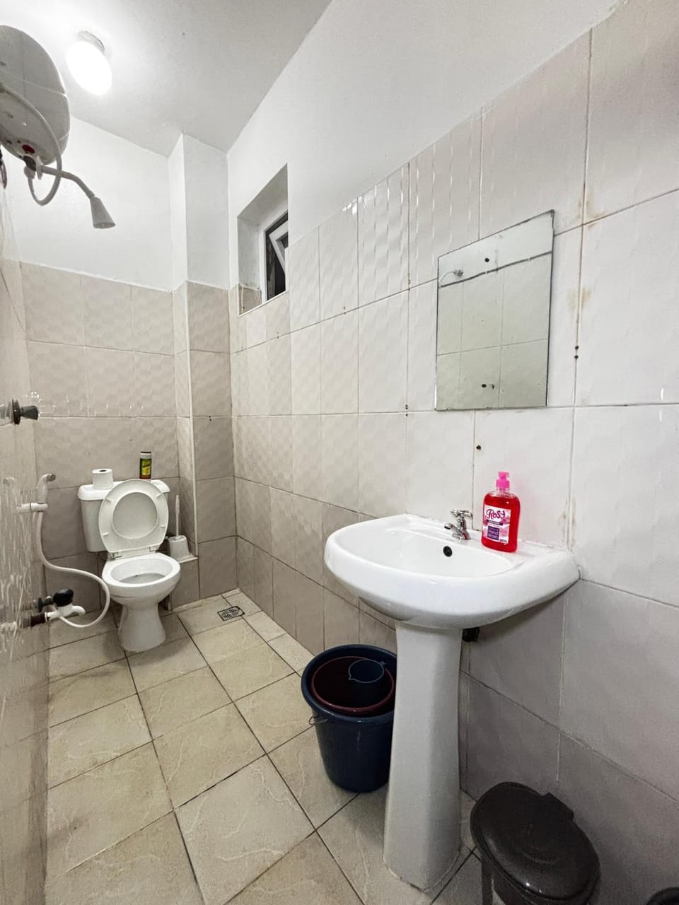 Spacious studio Bamburi Apartment in Mombasa