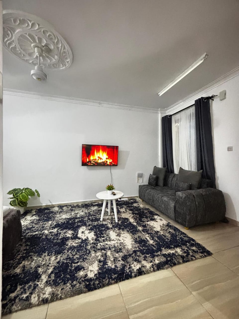 Spacious studio Bamburi Apartment in Mombasa