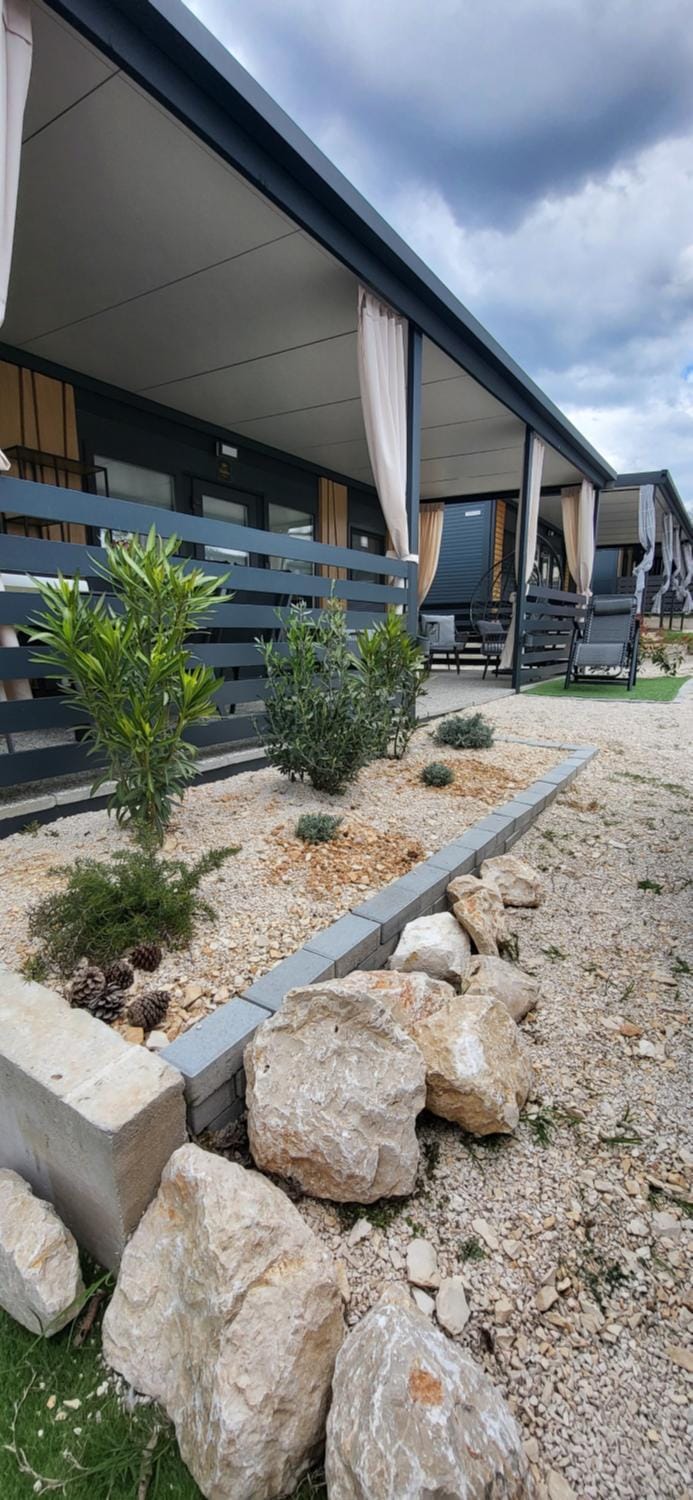 Property building, Garden