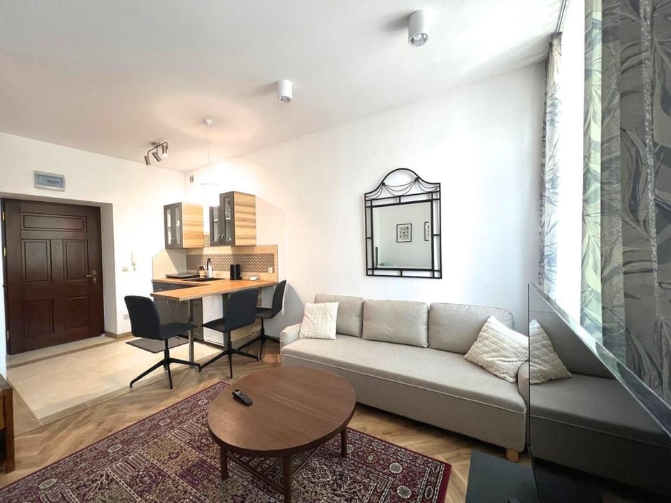 Zamojska Residence Silver Leaf Apartment Apartment in Masovian Voivodeship