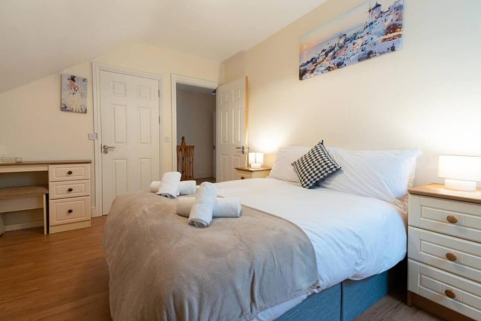 Steps from Main Street - Dingle House in Dingle