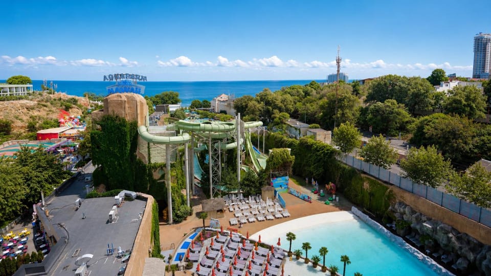 Nearby landmark, Day, Natural landscape, Bird's eye view, Aqua park, Pool view, Sea view, Swimming pool