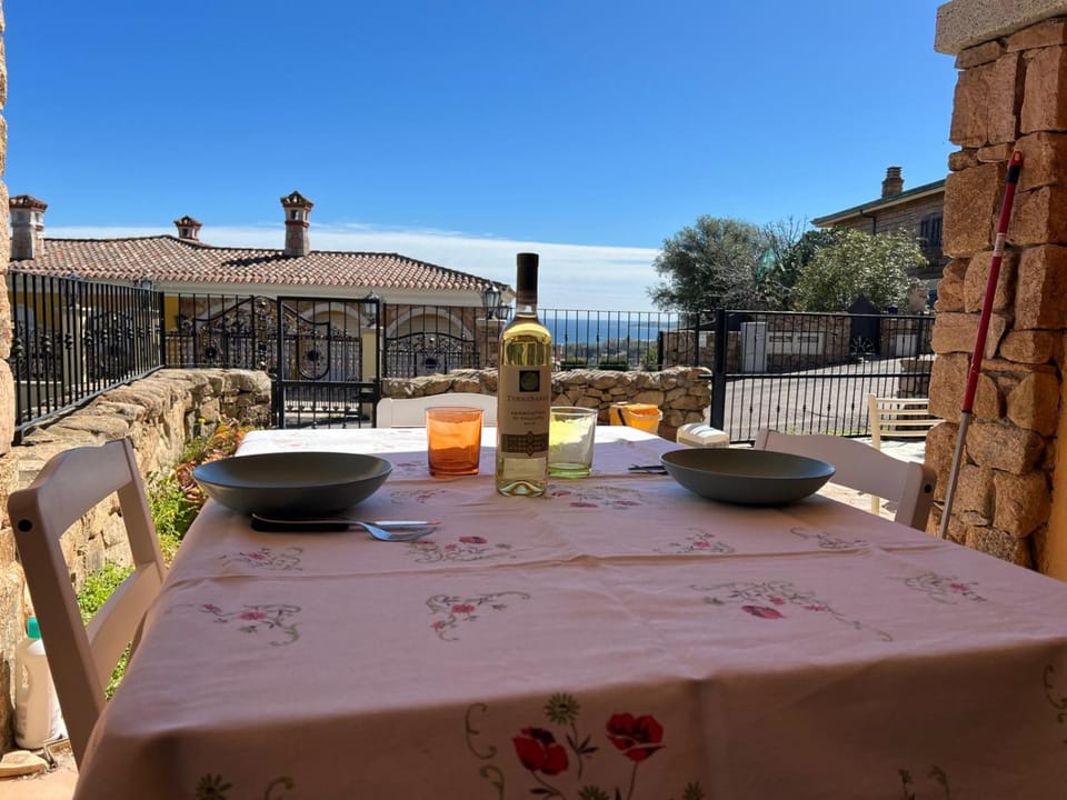 Patio, Dining area, Sea view
