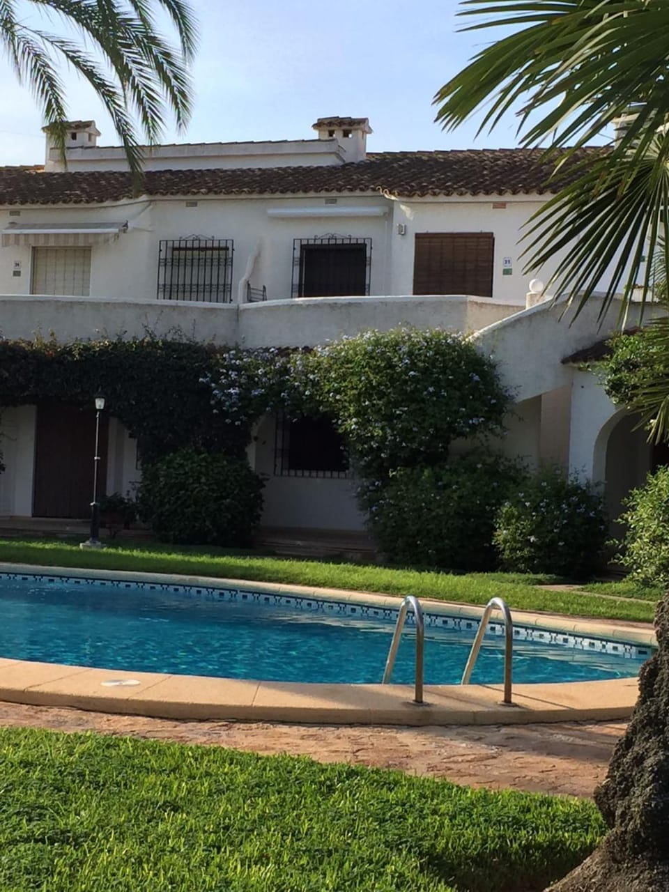 Swimming pool, Swimming pool