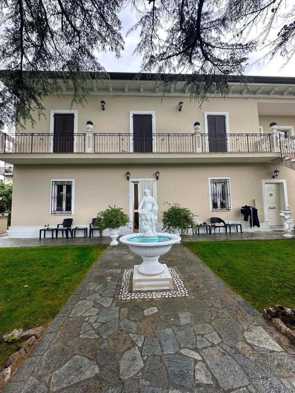 Property building, Garden, Garden view